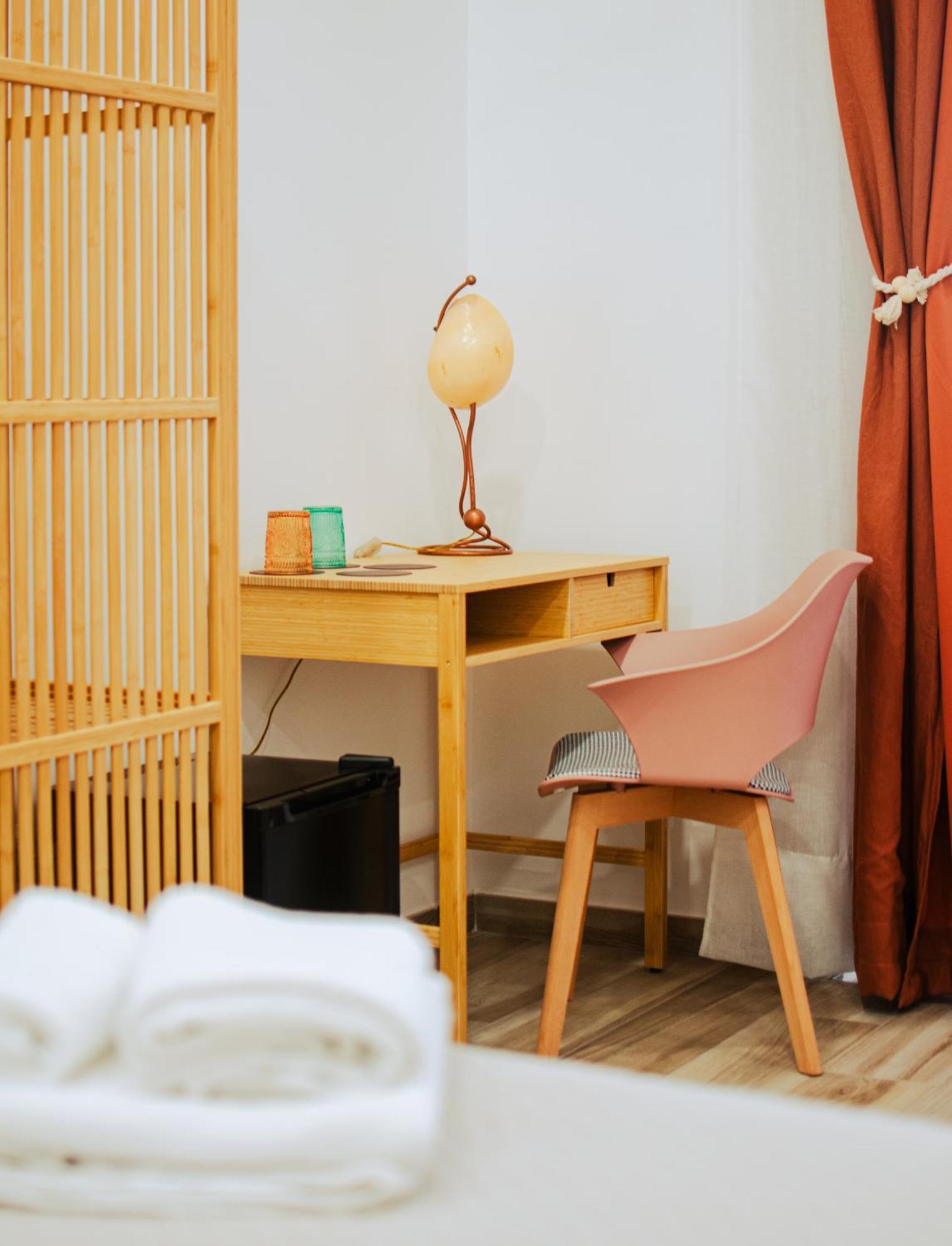 B&B Lara'S Home By I Borbone Napoli Bagian luar foto