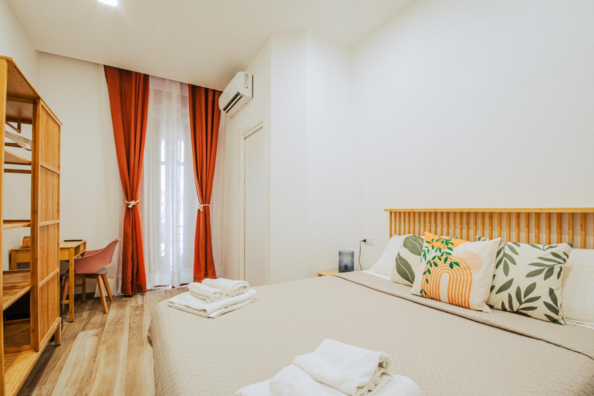 B&B Lara'S Home By I Borbone Napoli Bagian luar foto