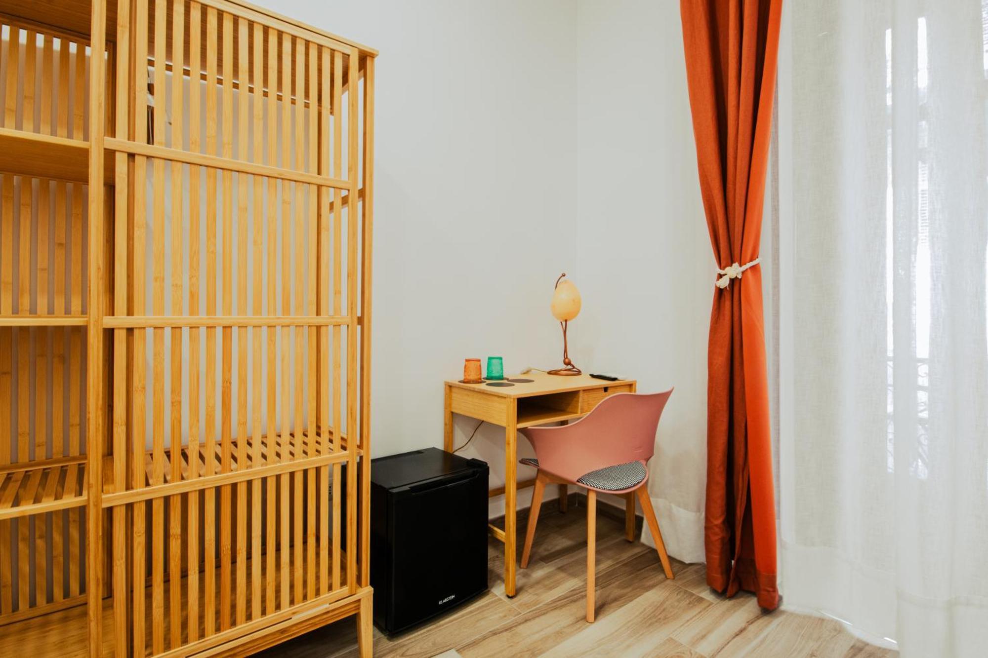 B&B Lara'S Home By I Borbone Napoli Bagian luar foto