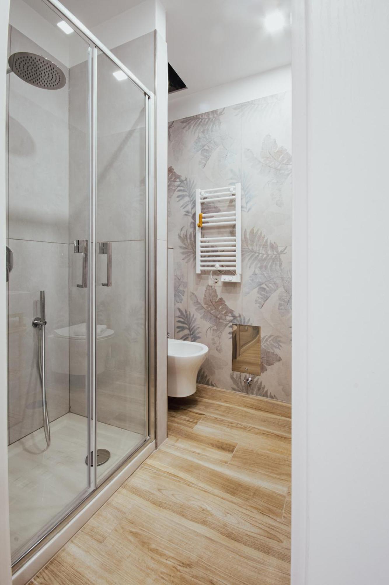B&B Lara'S Home By I Borbone Napoli Bagian luar foto